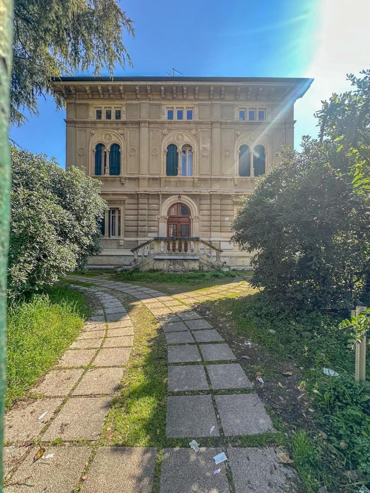 Beatrice - Destiny 9 * Verona
